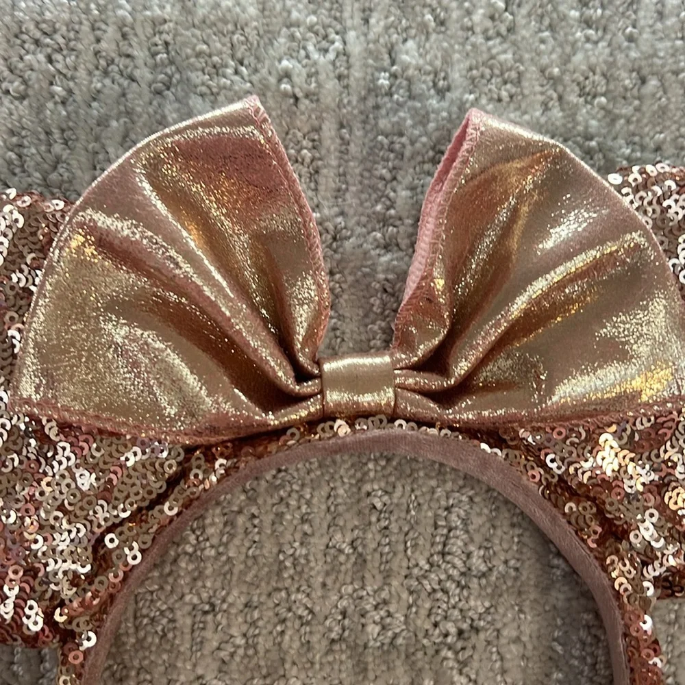 Authentic‎ rose gold rhinestone, Disney ear headband